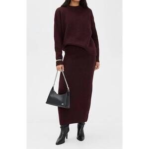 NEW LINE AND DOT hart sweater skirt in burgundy